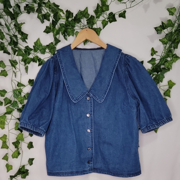 Unknown Brand. Blue Denim Button-Up Blouse. Size Large. Like New. - Picture 2 of 7